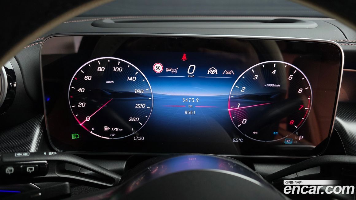 Mercedes-Benz GLC-Class 2025