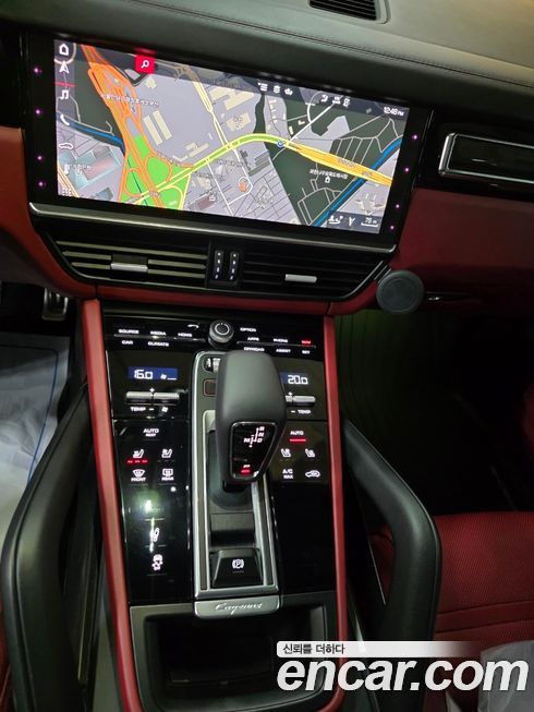 Porsche Cayenne 2021