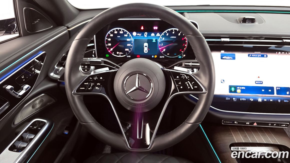 Mercedes-Benz E-Class 2024