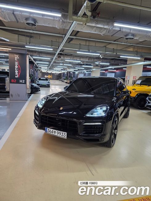 Porsche Cayenne 2021