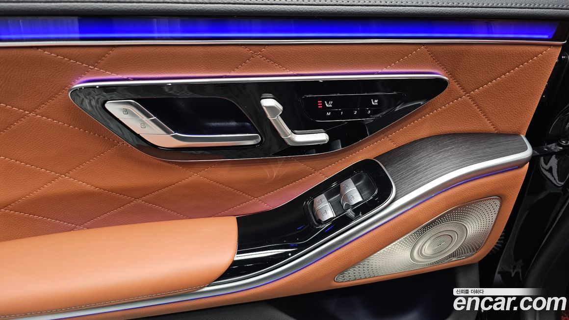 Mercedes-Benz S-Class 2021