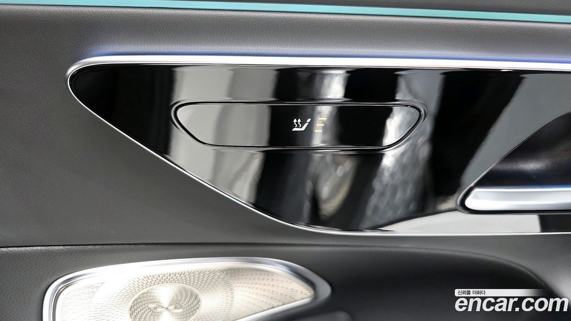 Mercedes-Benz E-Class 2024
