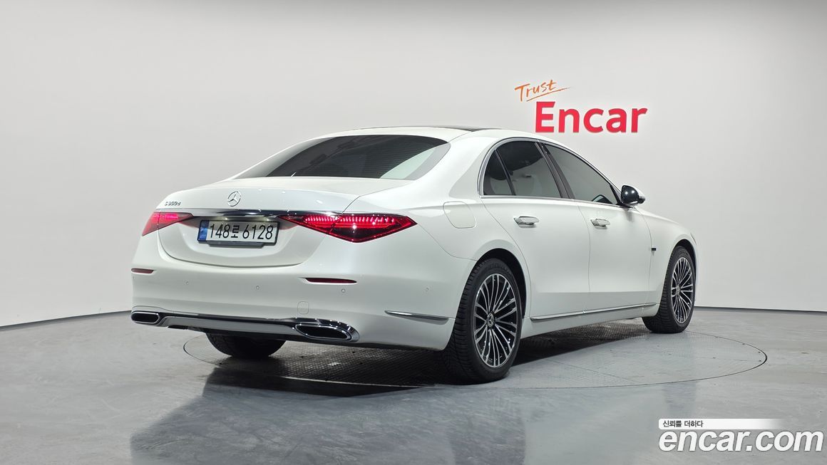 Mercedes-Benz S-Class 2022