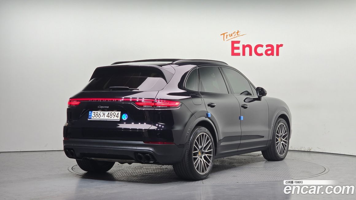 Porsche Cayenne 2021