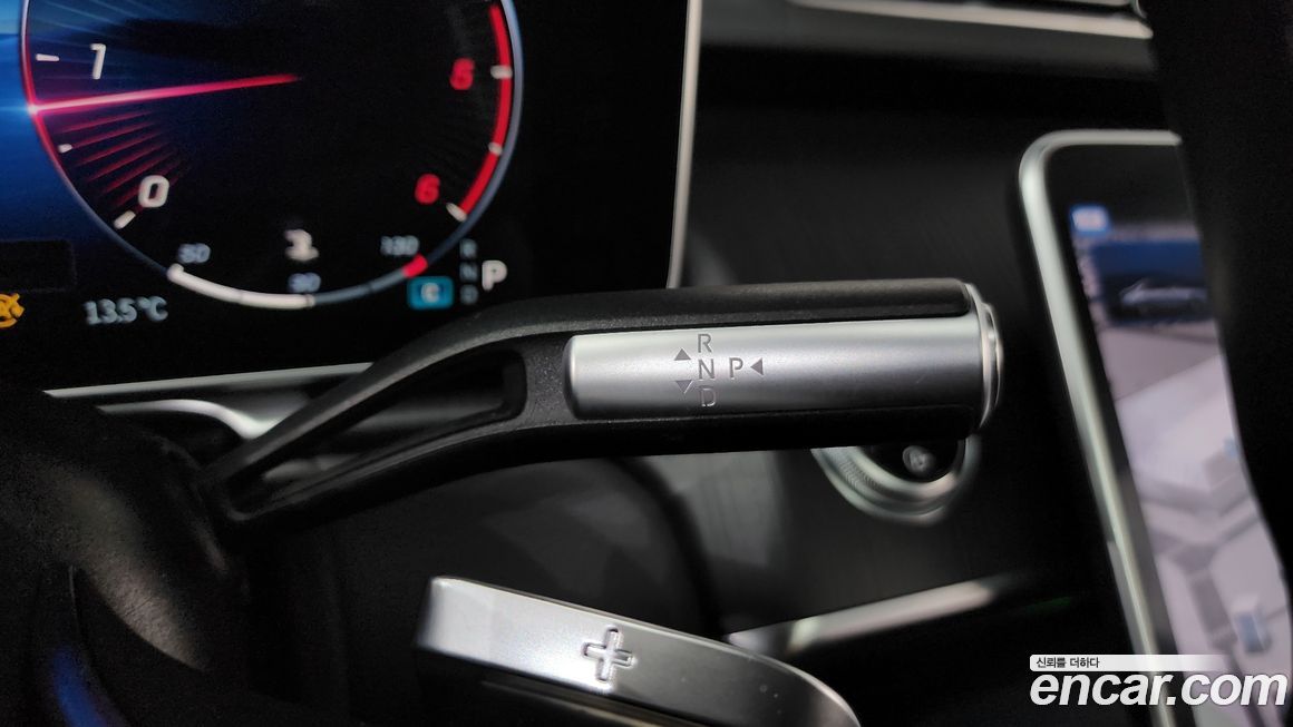 Mercedes-Benz S-Class 2022