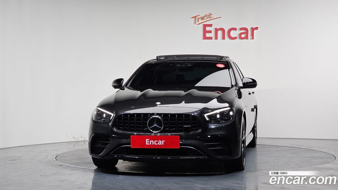 Mercedes-Benz E-Class 2023