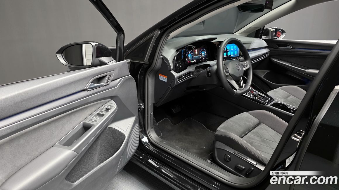 Volkswagen Golf 2024