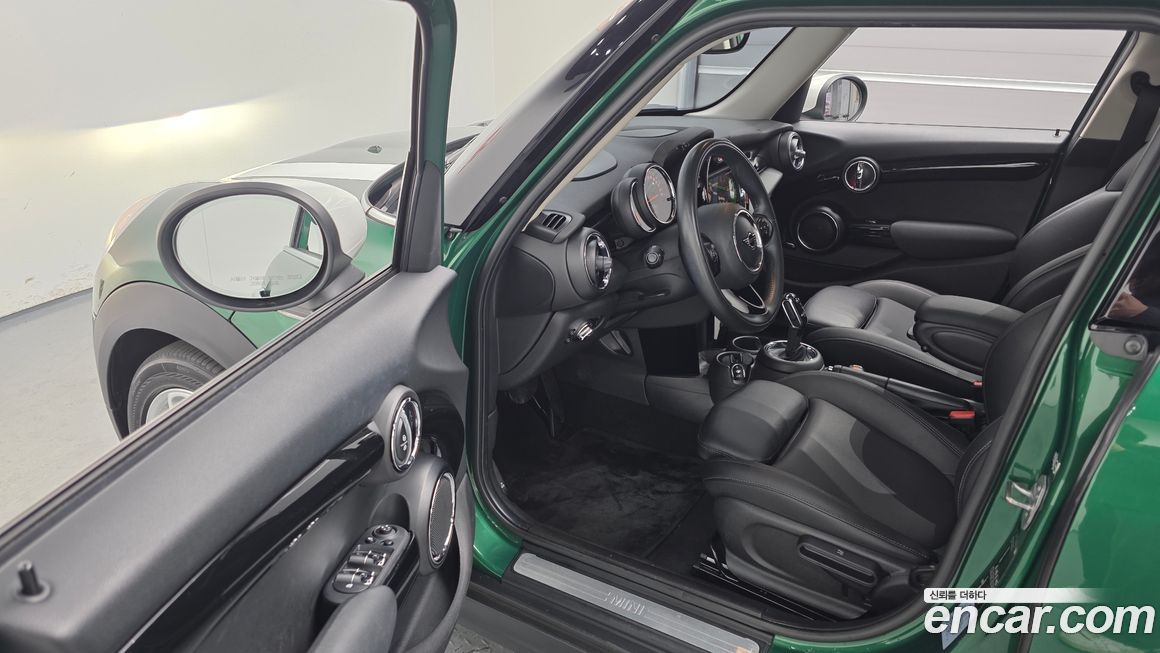 Mini Cooper 2020