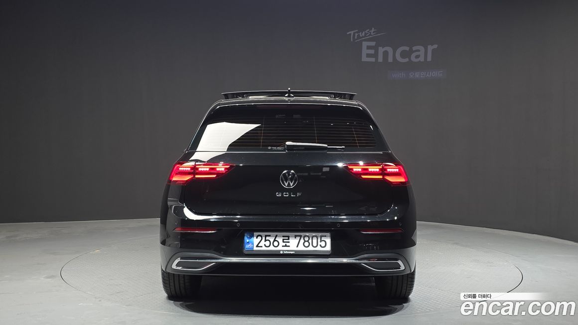 Volkswagen Golf 2024