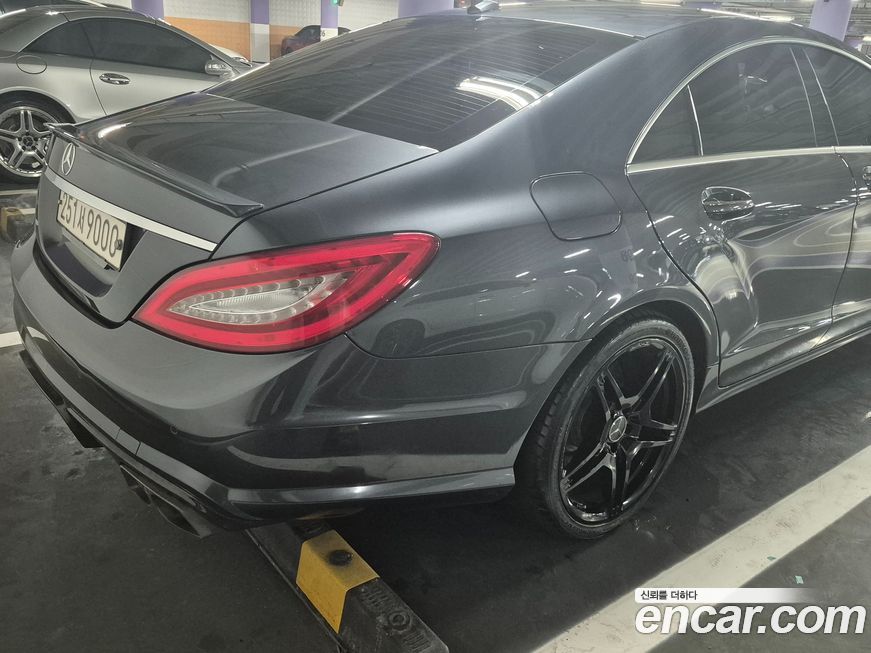 Mercedes-Benz CLS-Class 2012