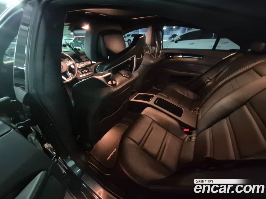 Mercedes-Benz CLS-Class 2012