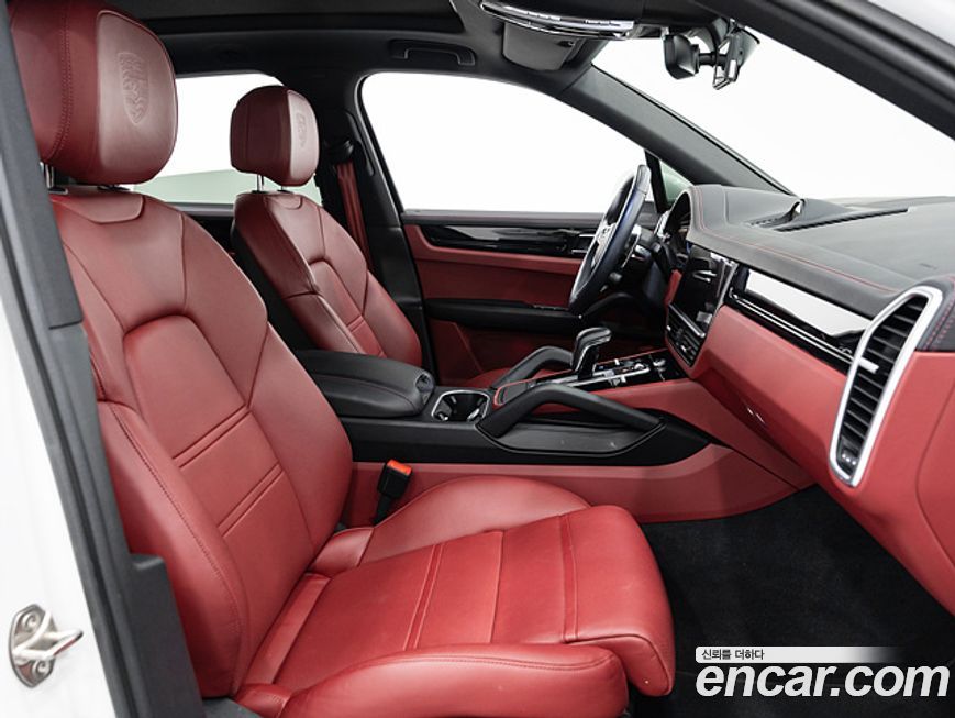 Porsche Cayenne 2023