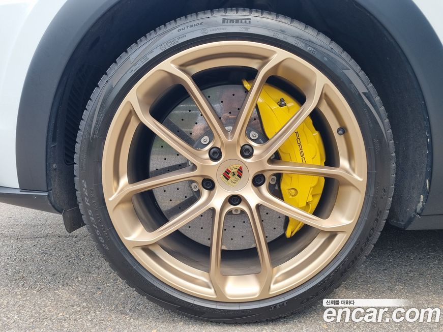 Porsche Cayenne 2023