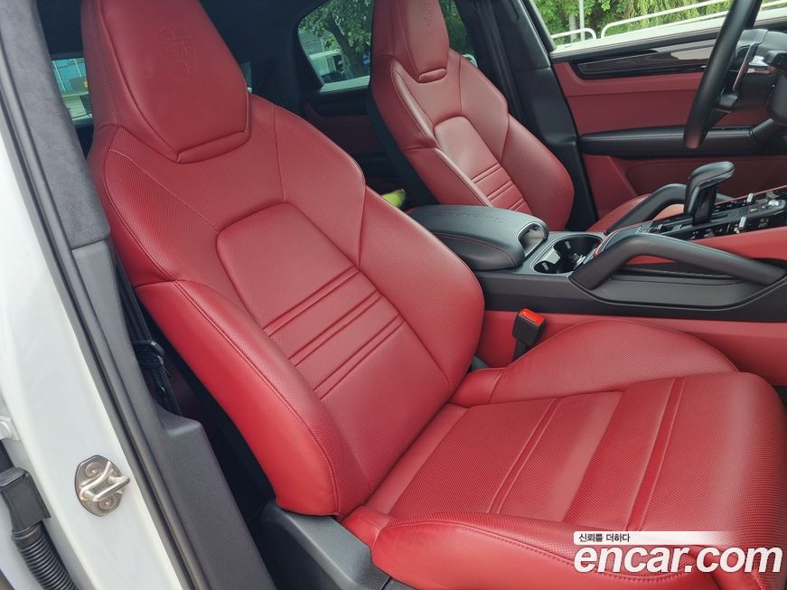 Porsche Cayenne 2023