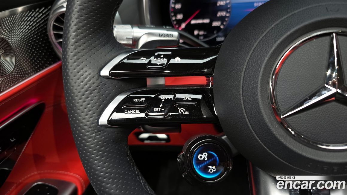 Mercedes-Benz SL-Class 2025