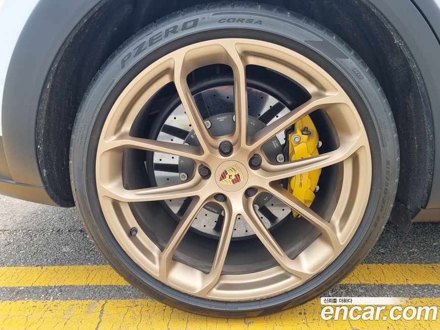 Porsche Cayenne 2023