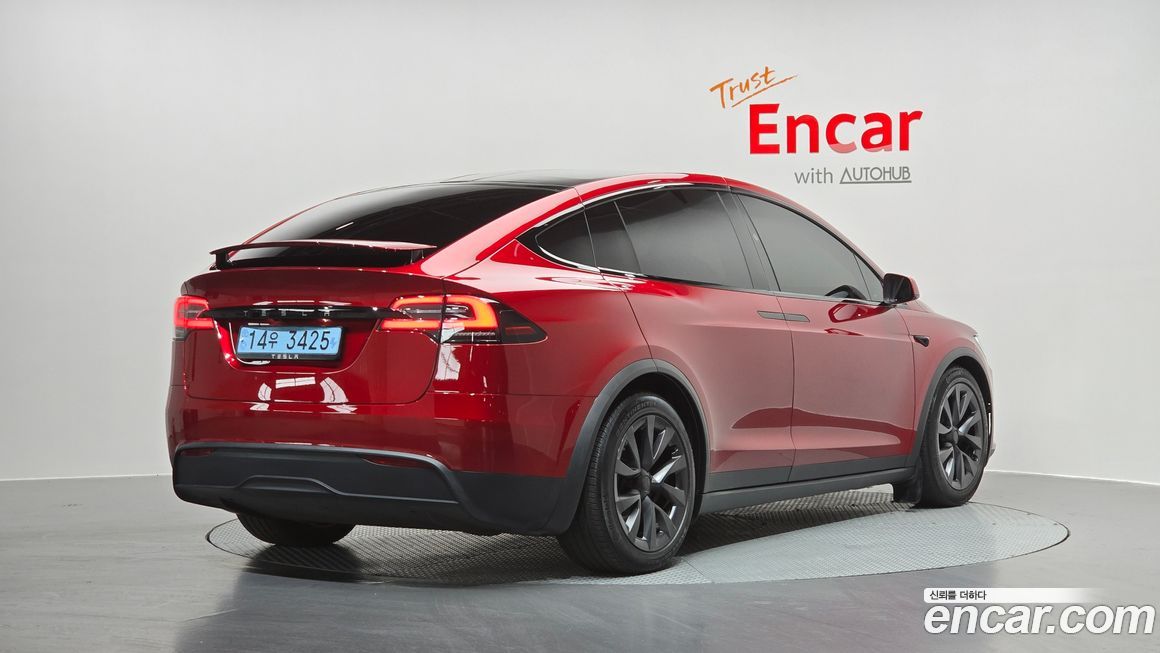 Tesla Model X 2024