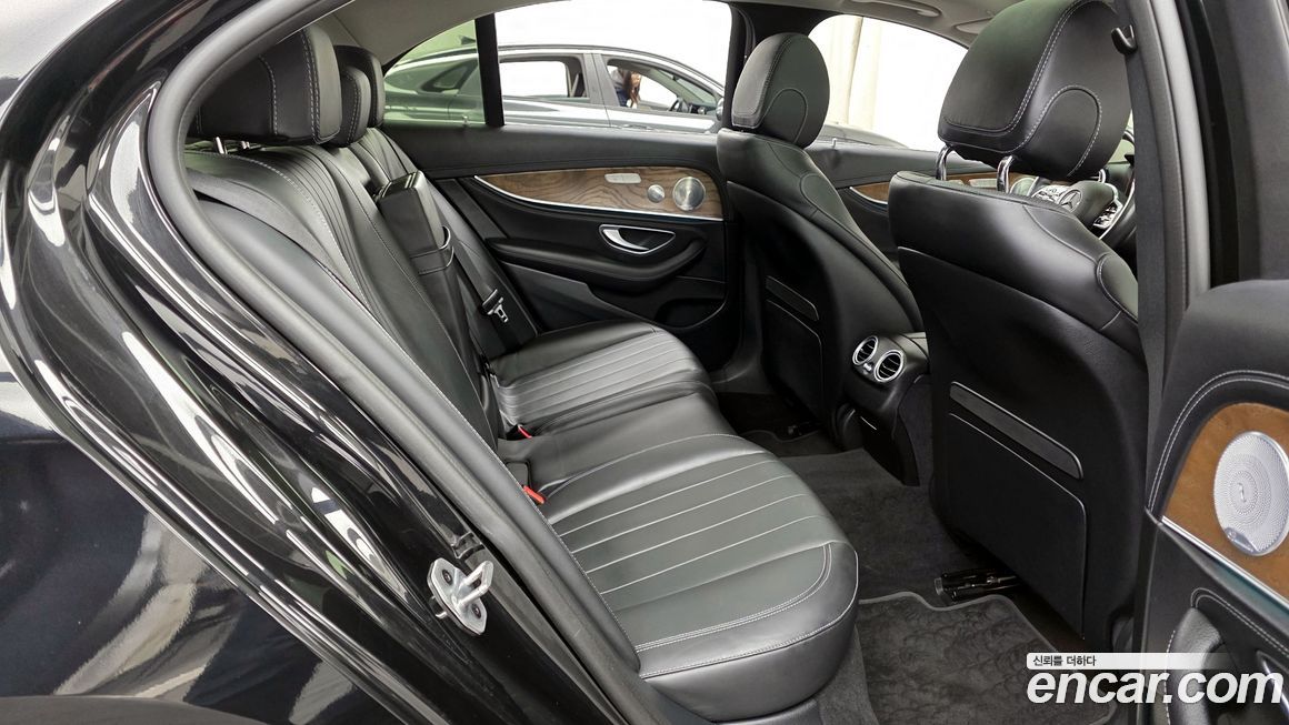 Mercedes-Benz E-Class 2019