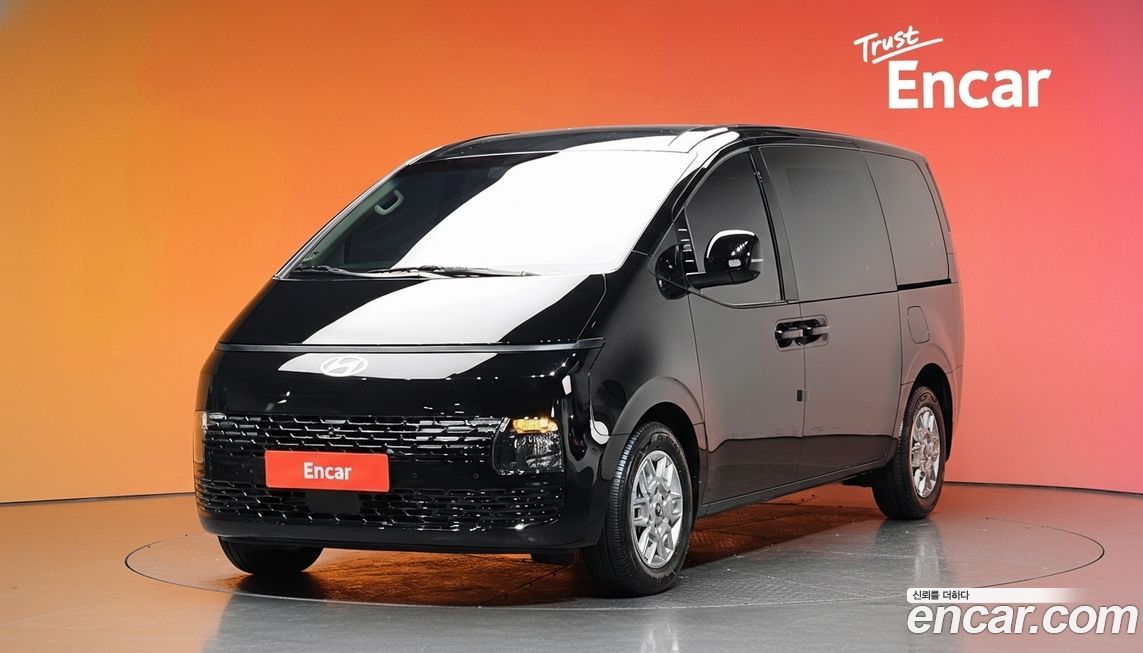 Hyundai Staria 2025