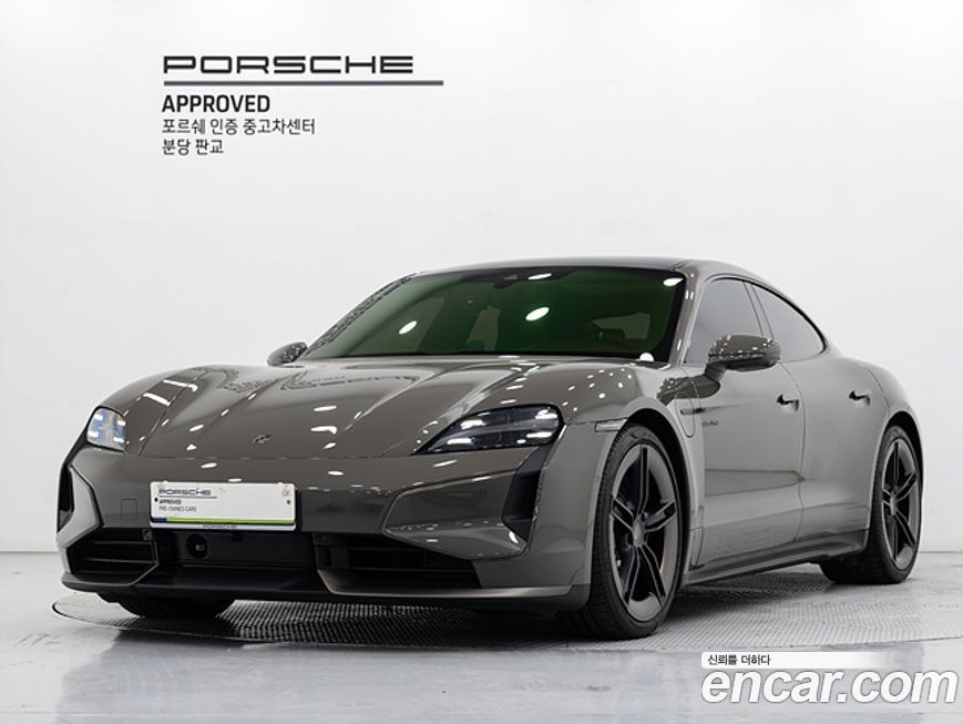 Porsche Taycan 2025