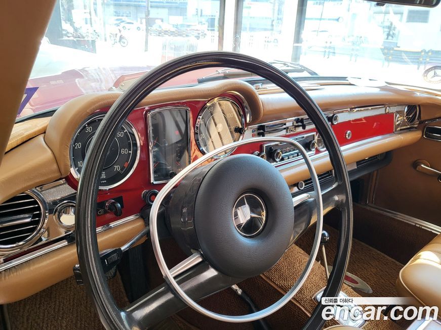 Mercedes-Benz SL-Class 1980