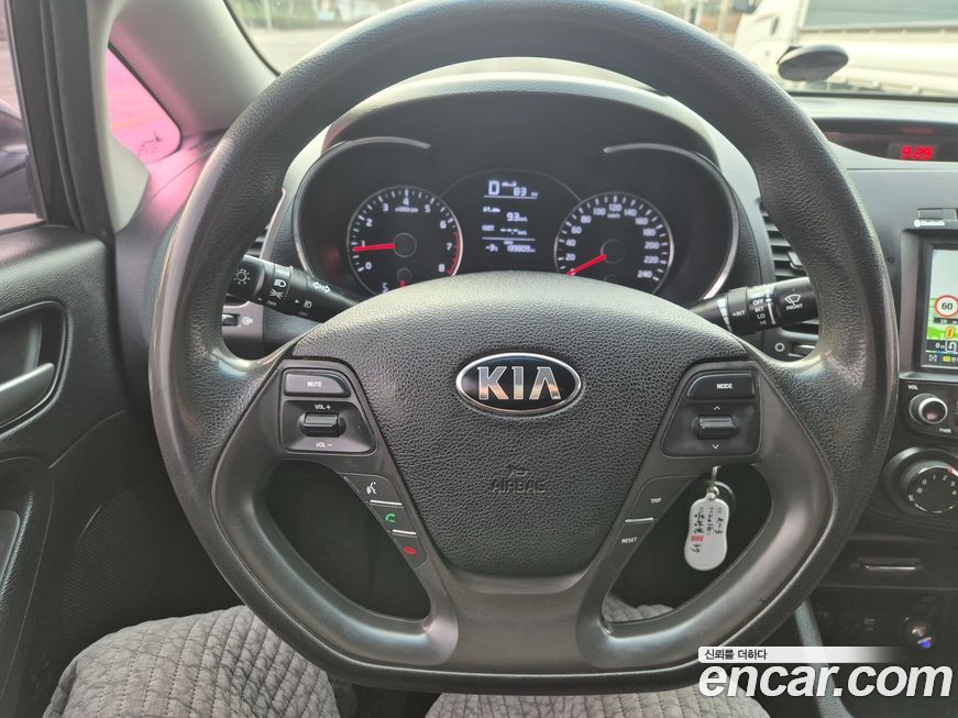 Kia K3 2016