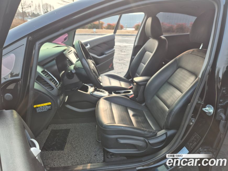 Kia K3 2016