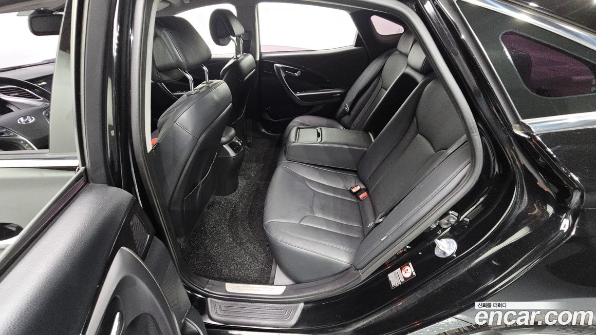 Hyundai Grandeur 2016