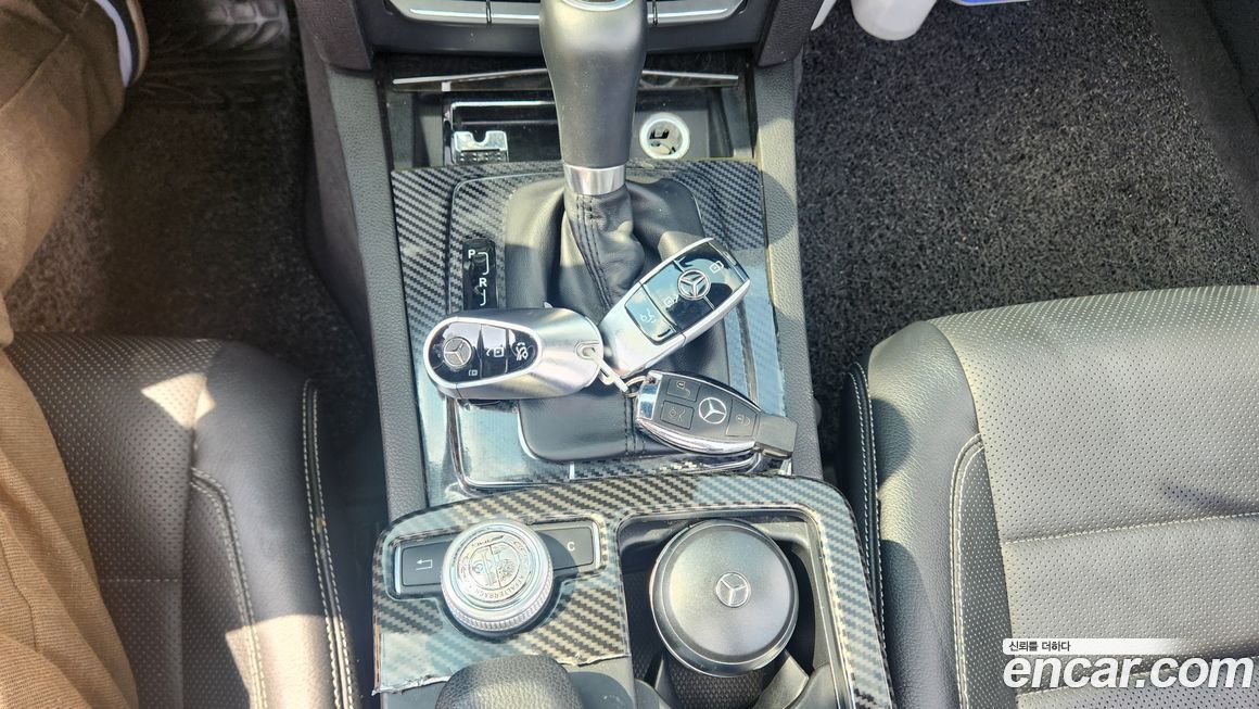 Mercedes-Benz E-Class 2012