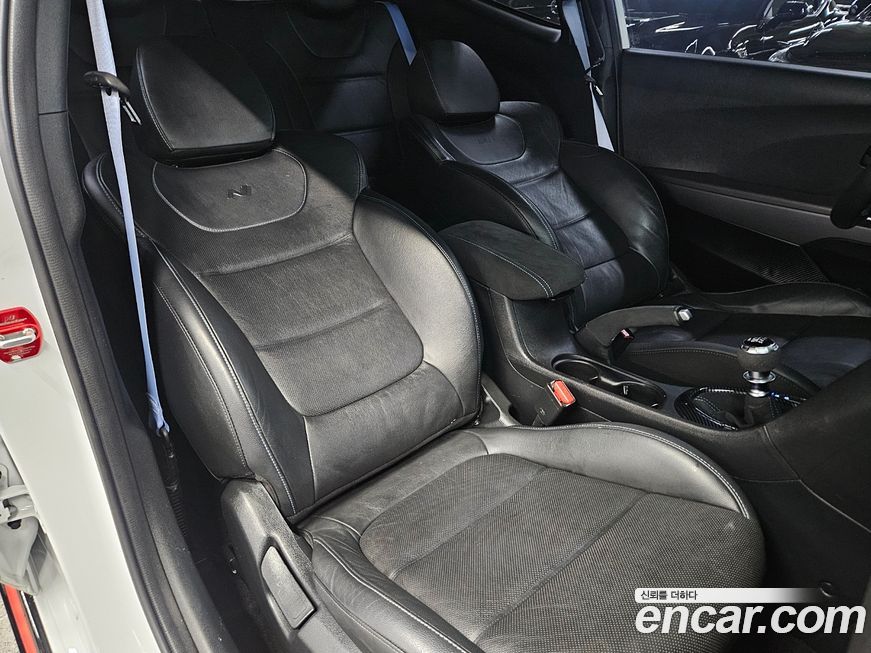 Hyundai Veloster 2019