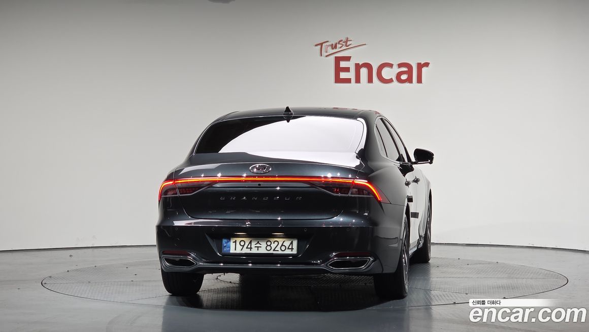 Hyundai Grandeur 2021