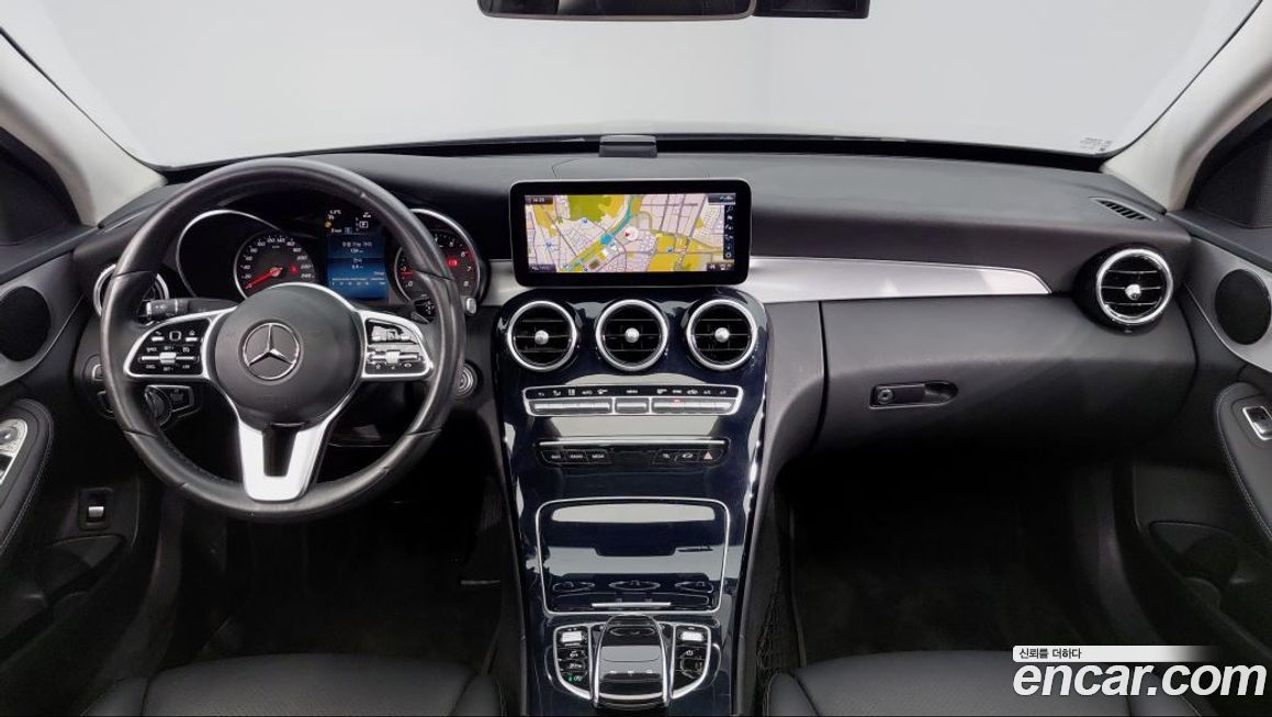 Mercedes-Benz C-Class 2020