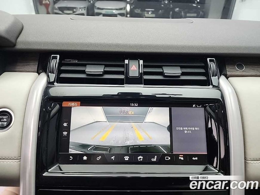 Land Rover Discovery 2017