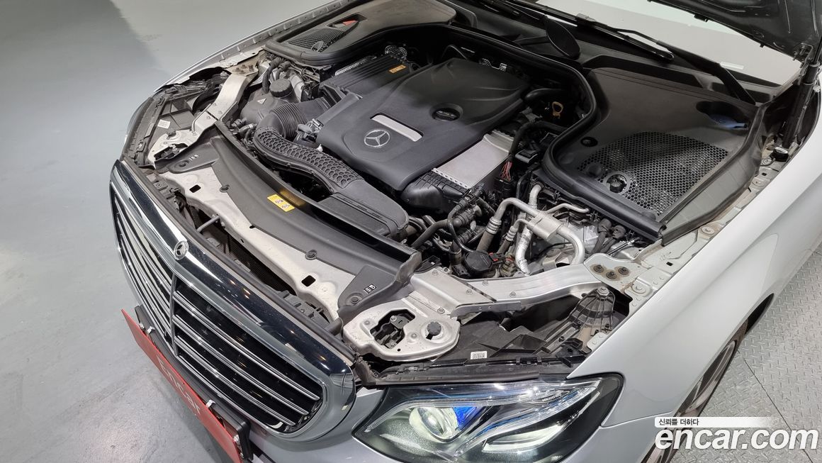 Mercedes-Benz E-Class 2018