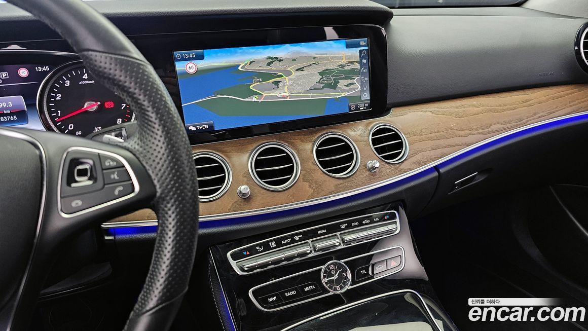 Mercedes-Benz E-Class 2018