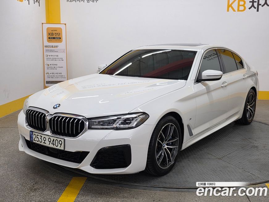 BMW 5-Series 2021