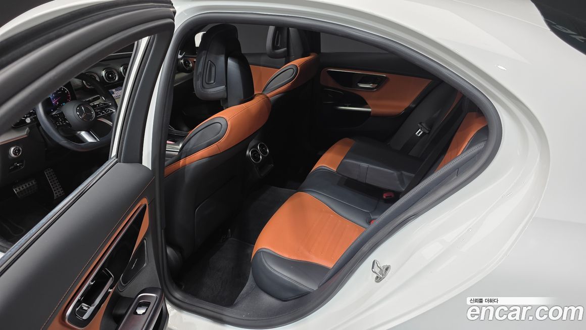Mercedes-Benz C-Class 2022