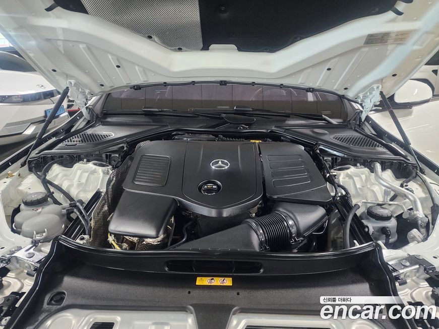 Mercedes-Benz E-Class 2025