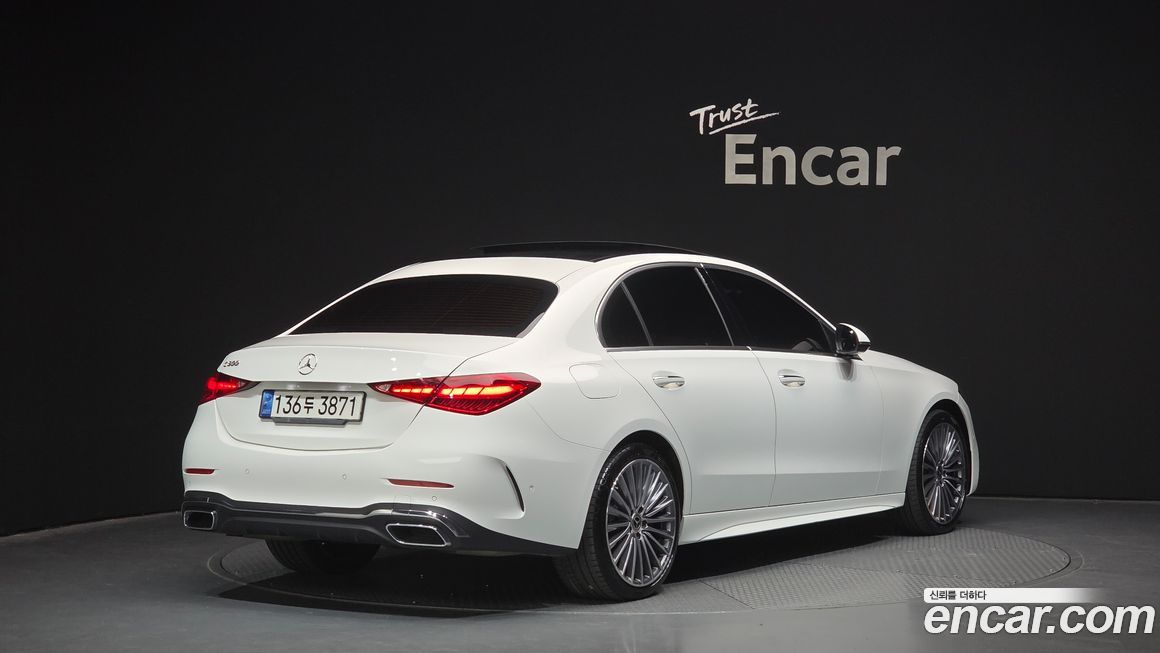 Mercedes-Benz C-Class 2022