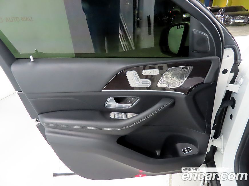 Mercedes-Benz GLE-Class 2023