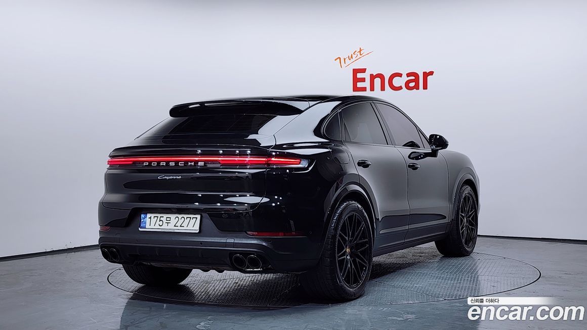 Porsche Cayenne 2024