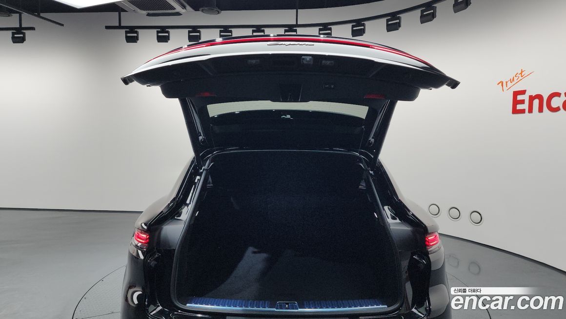 Porsche Cayenne 2024