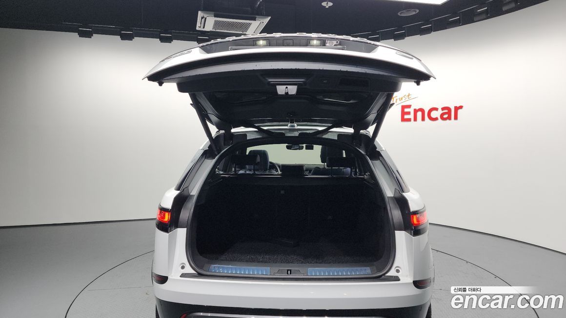 Land Rover Range Rover Velar 2019
