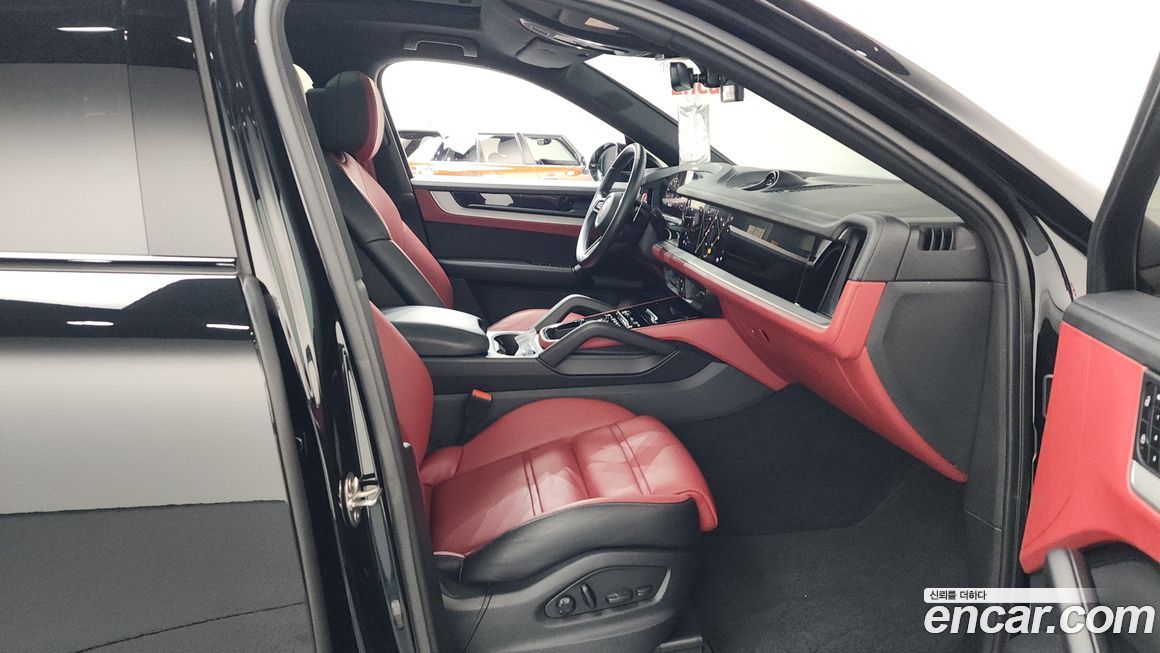 Porsche Cayenne 2024