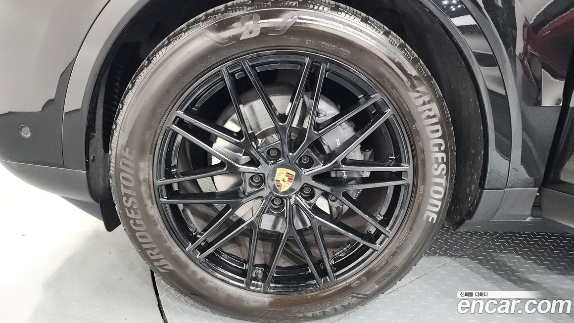 Porsche Cayenne 2024