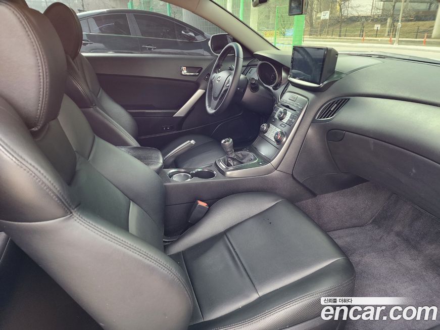 Hyundai Genesis 2010