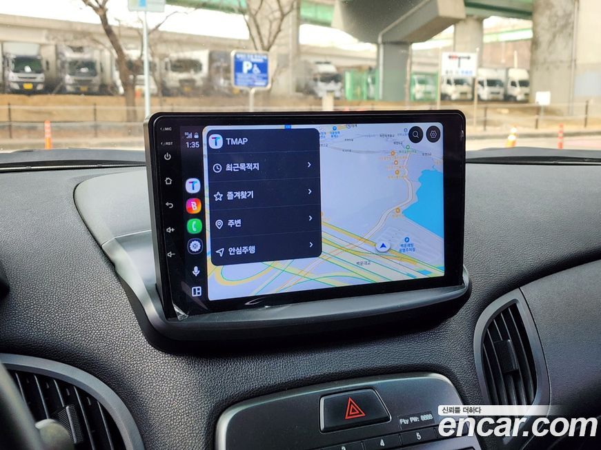 Hyundai Genesis 2010