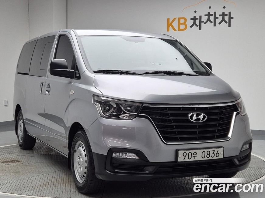 Hyundai Starex 2019