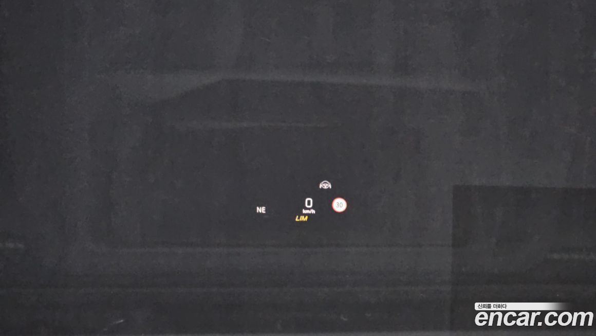 Mercedes-Benz GLC-Class 2023