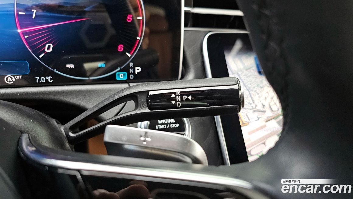 Mercedes-Benz E-Class 2024